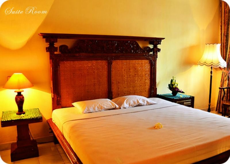 The Rishi Candidasa Beach Resort Экстерьер фото